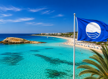 Blue Flag Beaches in Cyprus: Discover Some of the Cleanest and Most Beautiful Beaches in the Mediterranean